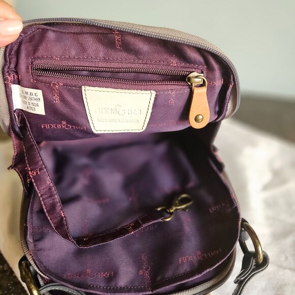 Anuschka hand made and hand painted handbag - Picture 6 of 7